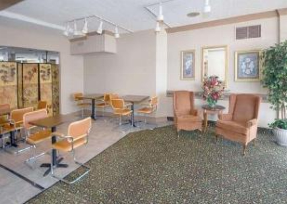 Econo Lodge Corinth Image 11